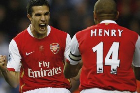 九游体育-十载锋芒耀亚平宁，姆巴佩的封神赛季引爆都灵城